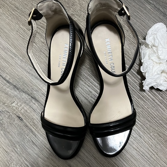 Kenneth Cole Heel Sandals - Picture 7 of 8